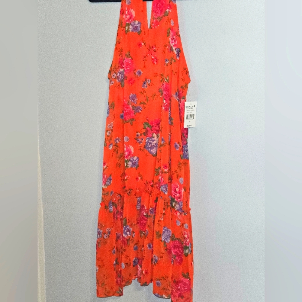ABSOLUTELY FAMOUS FLIRTY FLORAL SIZE M - NWT